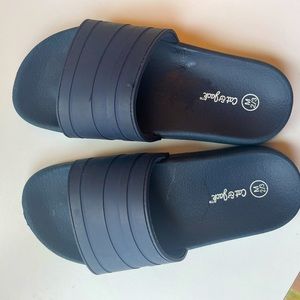 Navy Boys Cat & Jack Slides